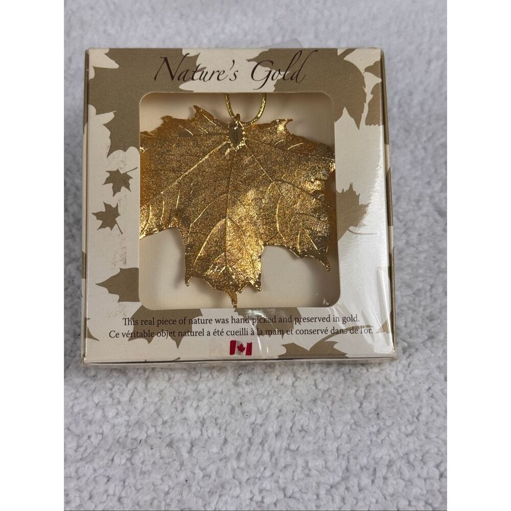 Nature's Gold Yellow Gold Maple Leaf Ornament/New